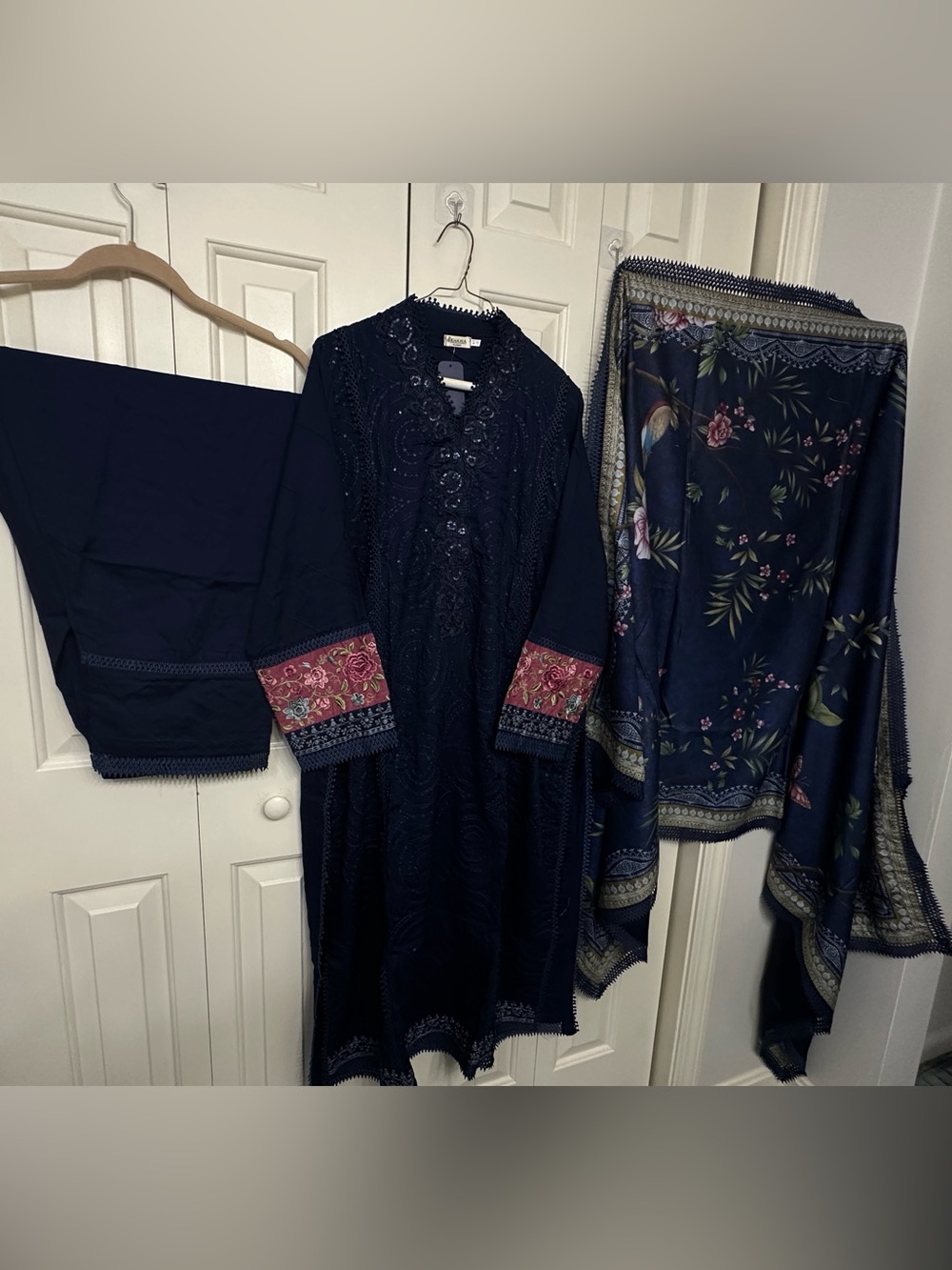 Tonight sale‼️M. Prints Navy 3-Piece Dress Set with Floral Duppatta size 24”